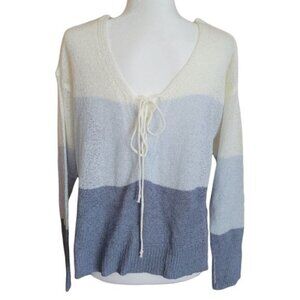 Lace-up mirror image deep-v knit sweater, lightweight